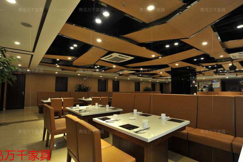  紅與黑全國連鎖加盟店